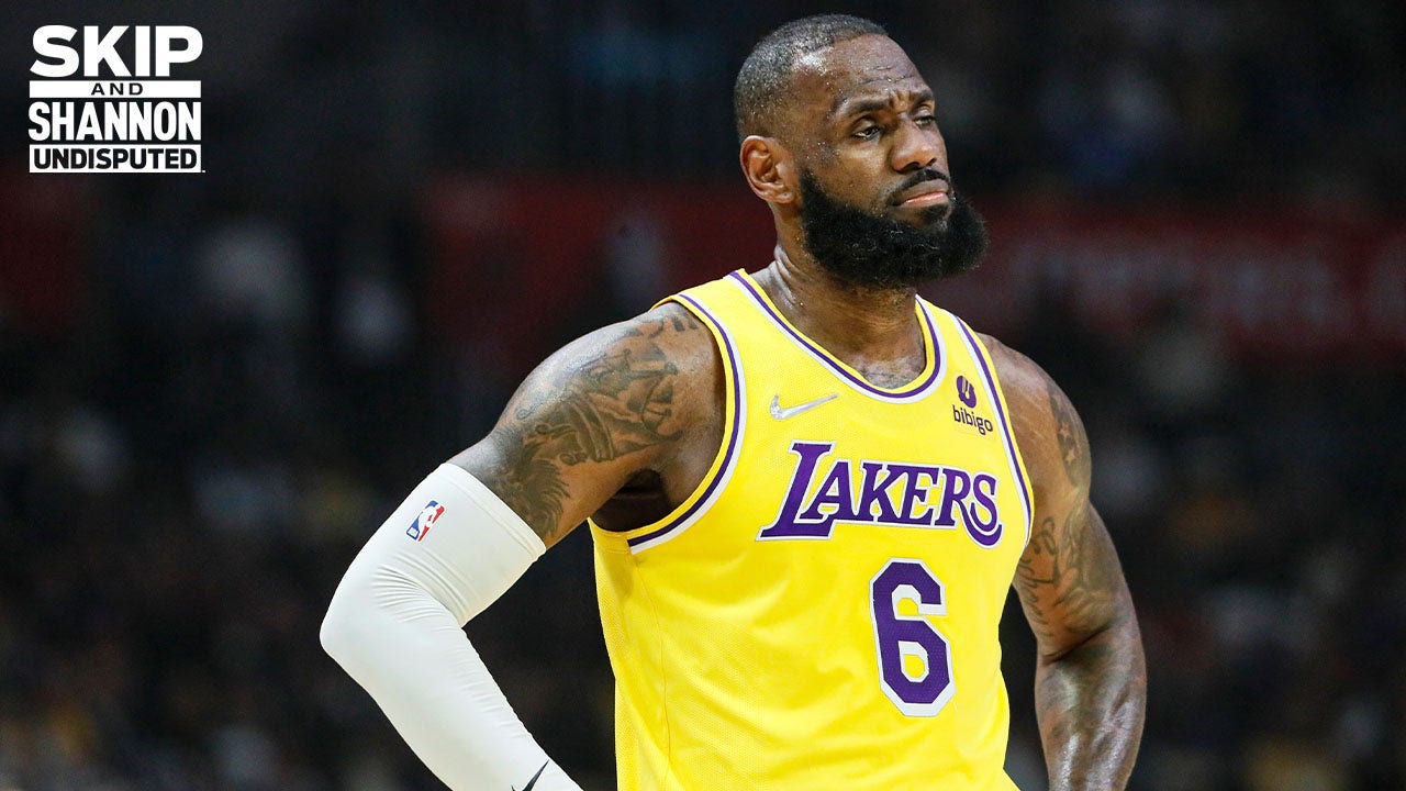 LeBron sits in Lakers loss vs. Spurs due to 'significant' knee soreness I UNDISPUTED
