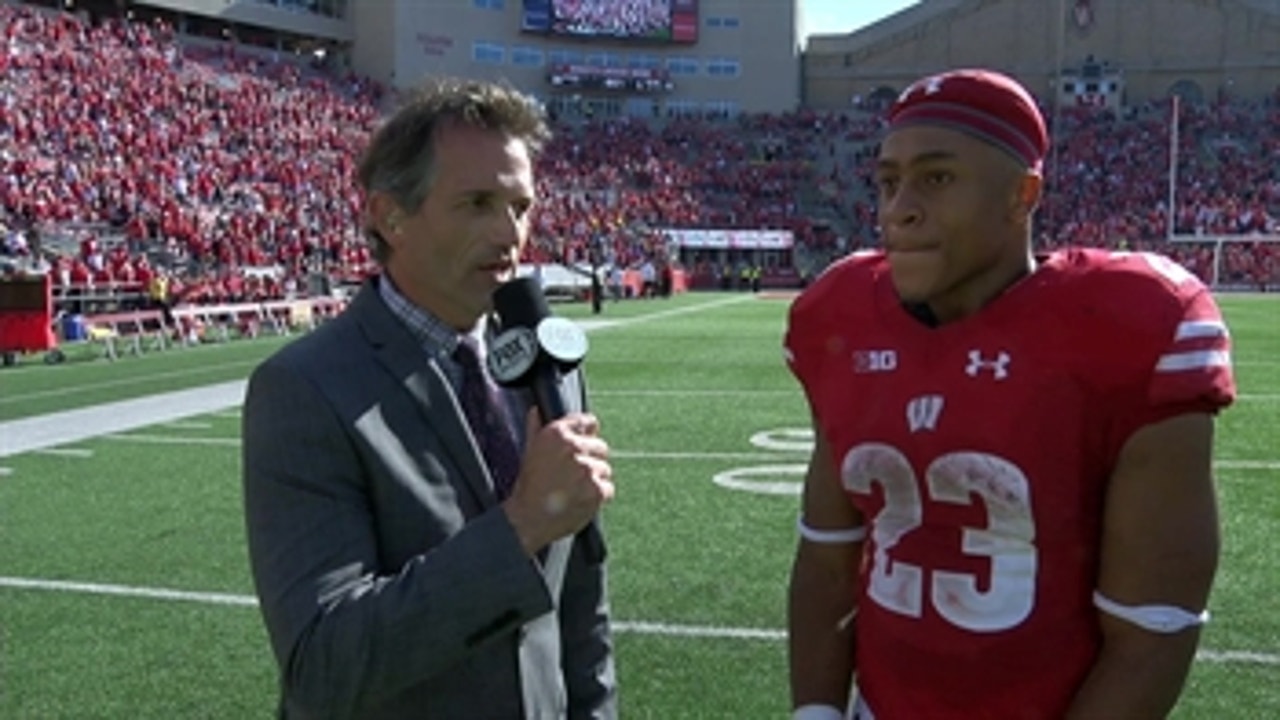 Bruce Feldman speaks with Wisconsin Running Back Jonathan Taylor after the Badgers' win over Maryland