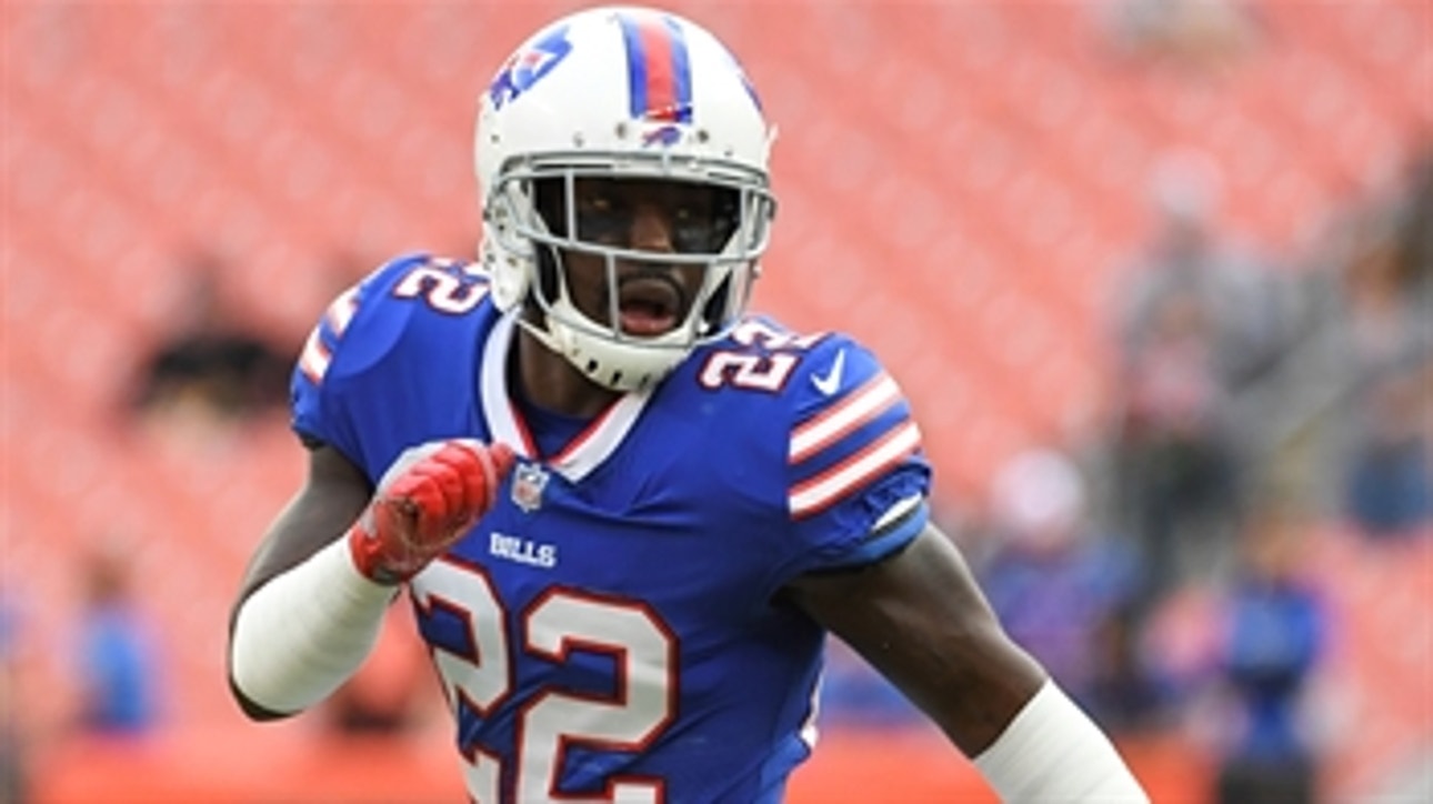 Shannon Sharpe reacts to Vontae Davis retiring at halftime: 'I commend him'