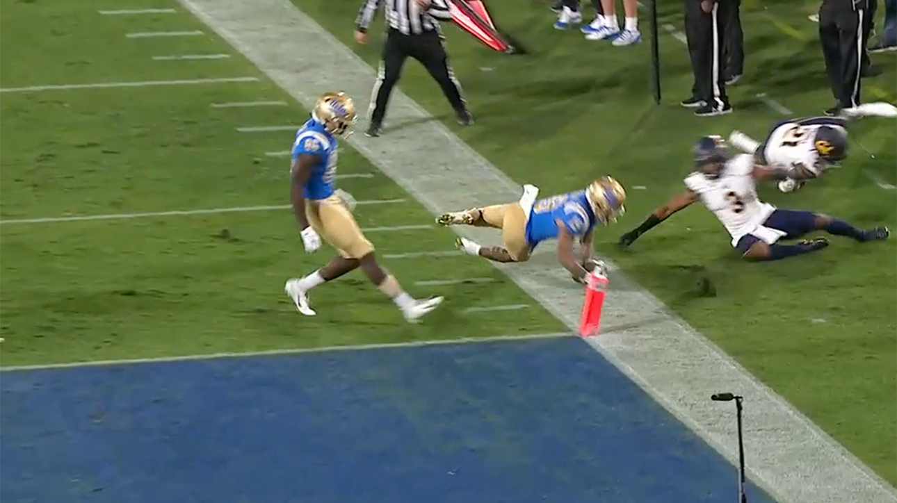Kazmeir Allen takes the eight-yard rush into the end zone for a touchdown, UCLA takes lead over Cal, 17-14