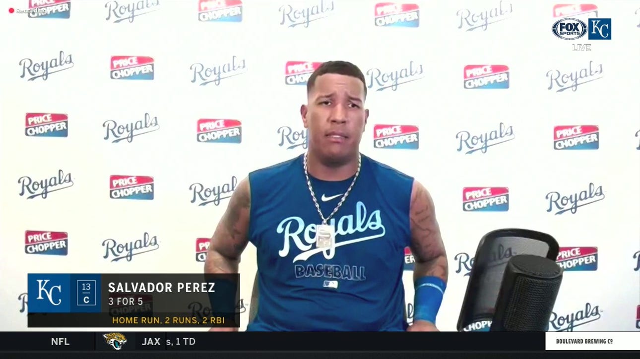 Salvy on homer: 'When you hit a ball that good, you don't feel your hands'