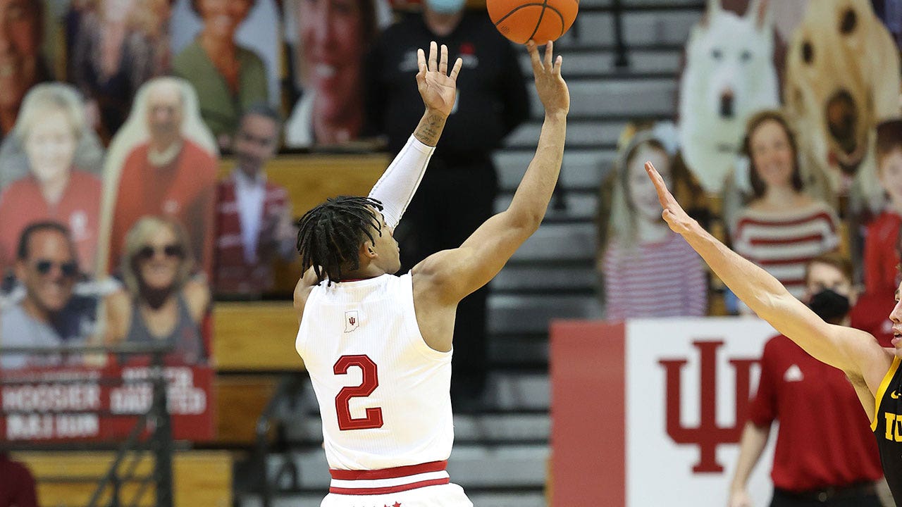 Armaan Franklin hits game-winning shot for Indiana in 67-65 upset win vs. No. 8 Iowa