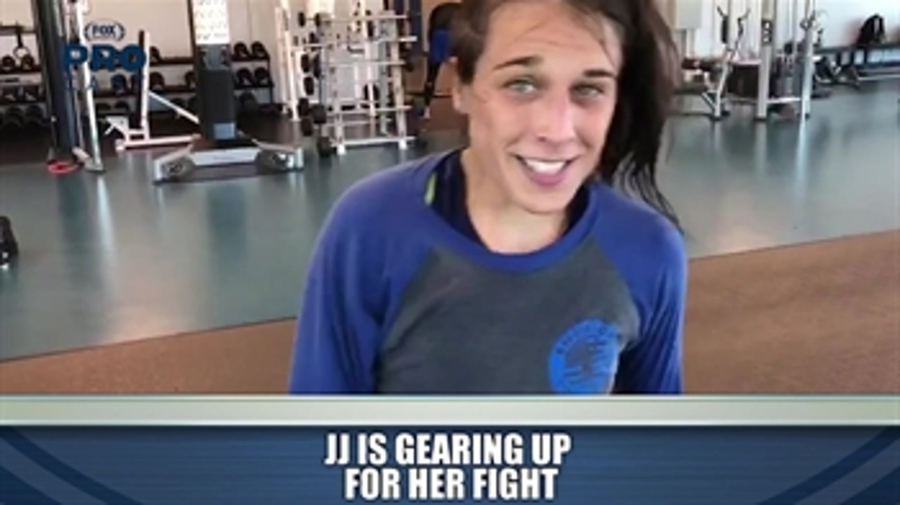 Joanna Jedrzejczyk checks in during her UFC 231 training