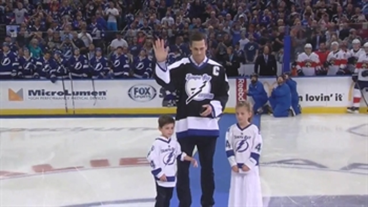 Lecavalier, joined by his kids, drops ceremonial puck for Lightning-Panthers