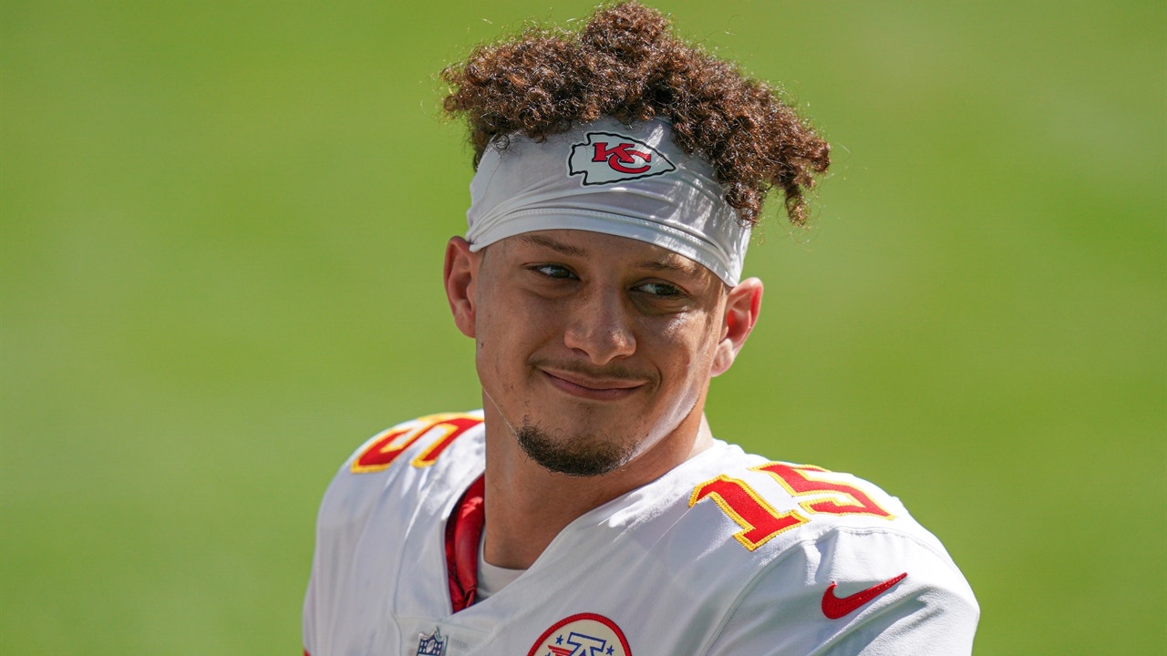 Cousin Sal: Patrick Mahomes is a lock for MVP, despite 3 interceptions against Miami | FOX BET LIVE