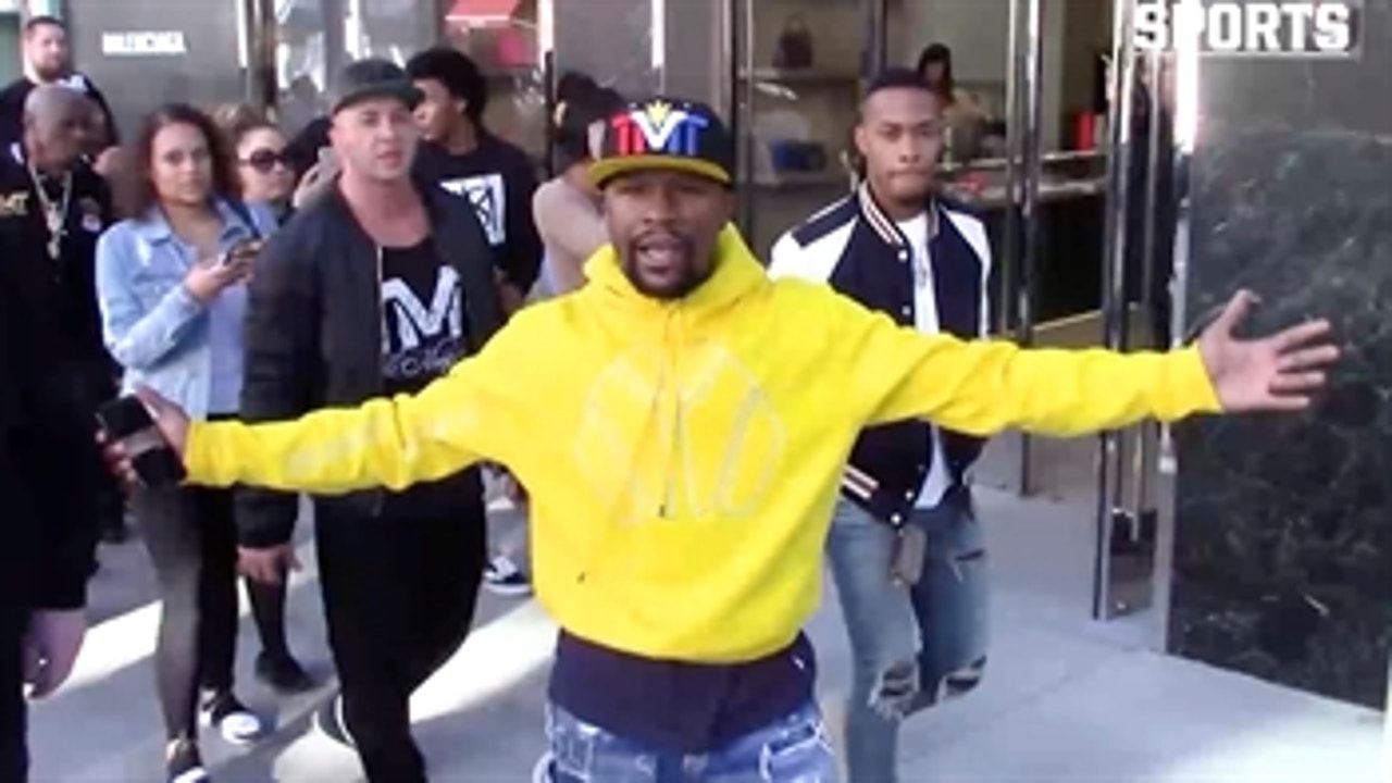 Floyd Mayweather mocks Conor McGregor's arrest during Beverly Hills outing | TMZ SPORTS