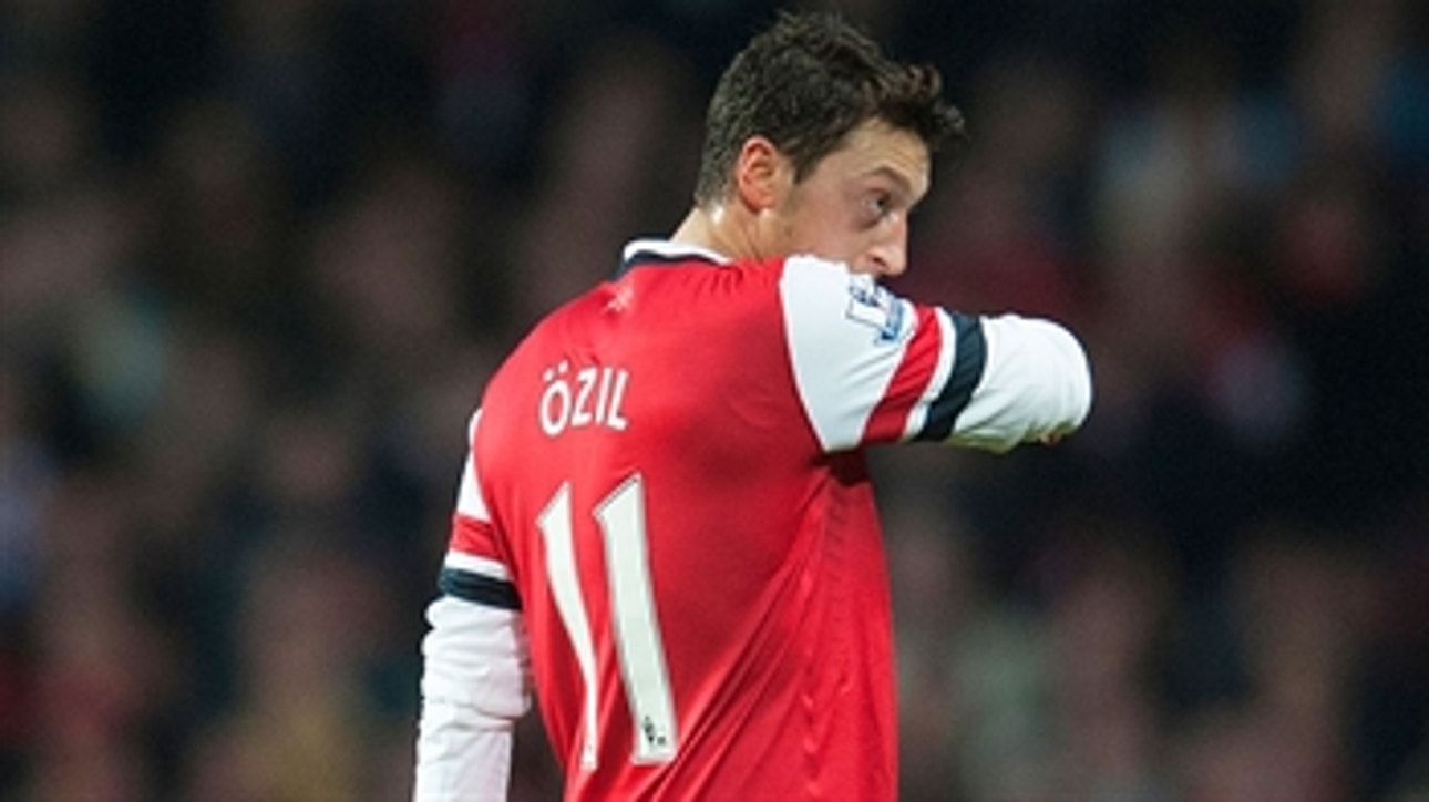 Ozil fails to capitalize on Arsenal penalty