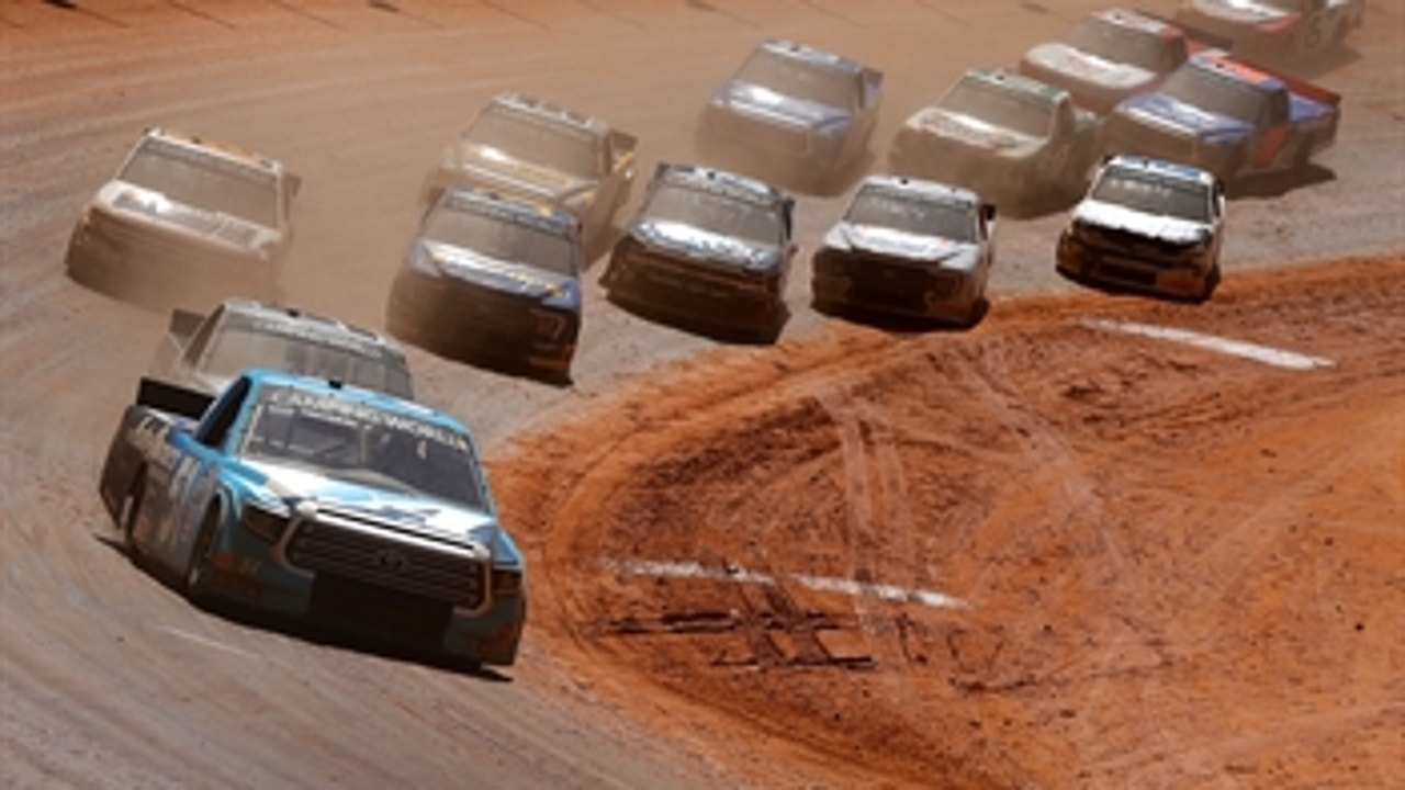 HIGHLIGHTS: NASCAR Camping World Truck Series Pinty's Truck Race on Dirt