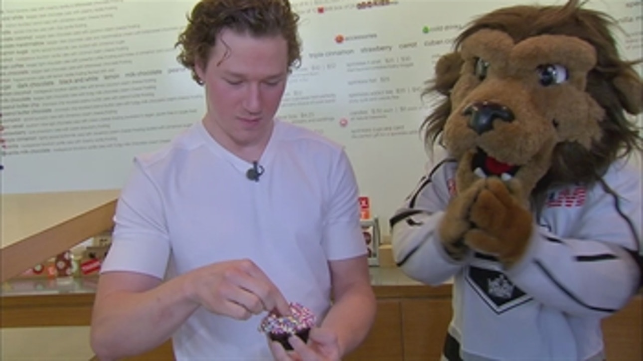 Tyler Toffoli uses his love of cupcakes for a good cause