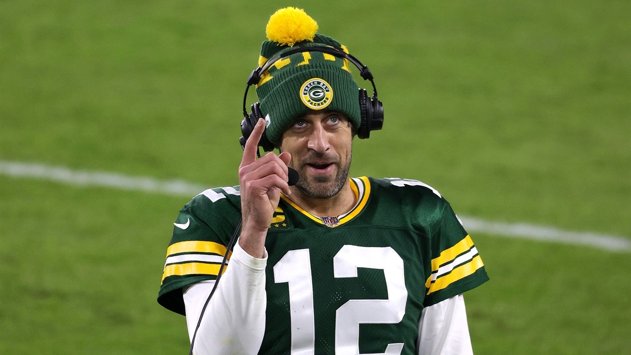 Greg Jennings on the key differences between playing with Aaron Rodgers vs. Brett Favre | THE HERD