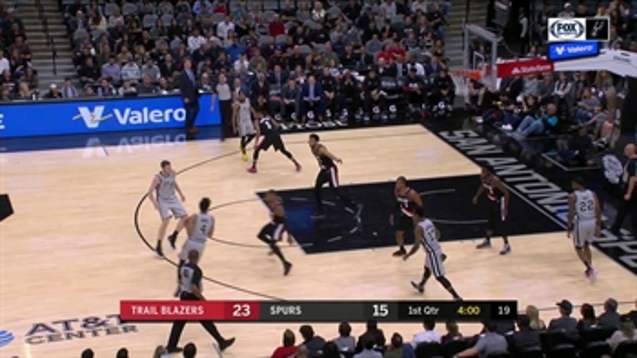 HIGHLIGHTS: Derrick White with the Floater