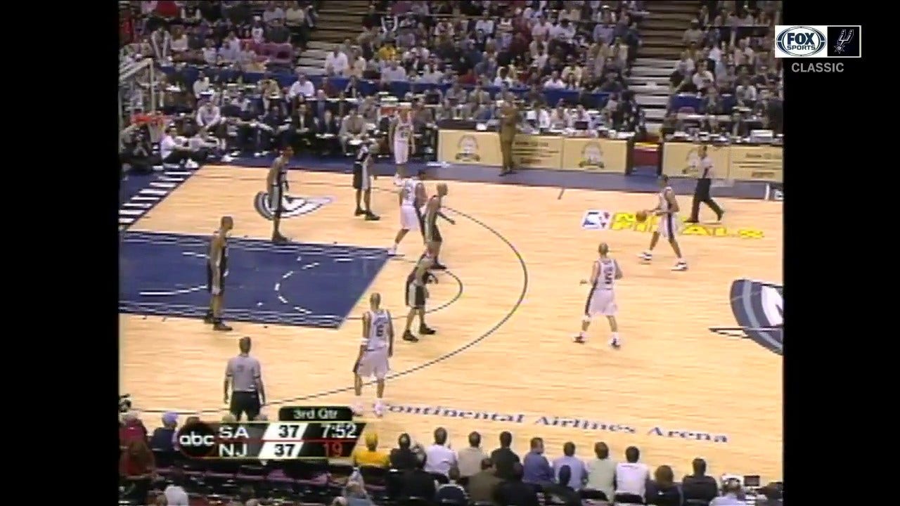 WATCH: Stephen Jackson Hits the Long Two in the 3rd | Spurs CLASSICS