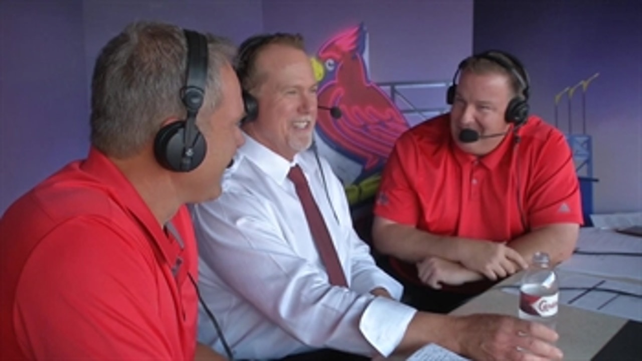 Mark McGwire reflects on breaking the home run record in 1998