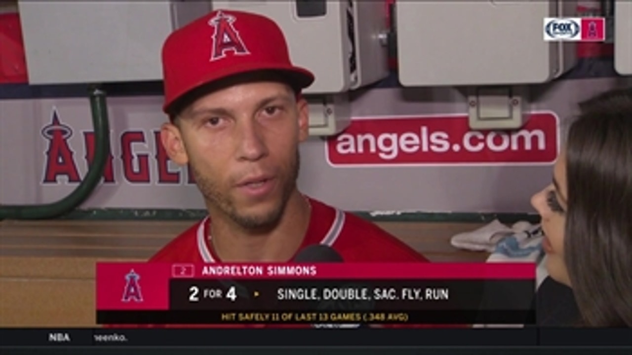 Andrelton Simmons won't let injuries stop the Angels from winning