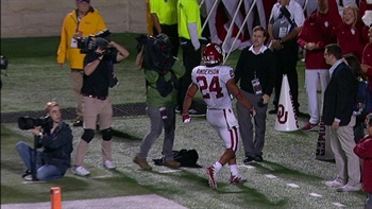 Rodney Anderson runs it in from 22 yards out to give Oklahoma a 42-35 victory over Kansas State