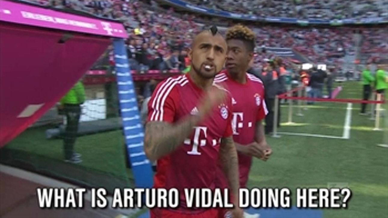 Arturo Vidal steals David Alaba's gum right from his mouth