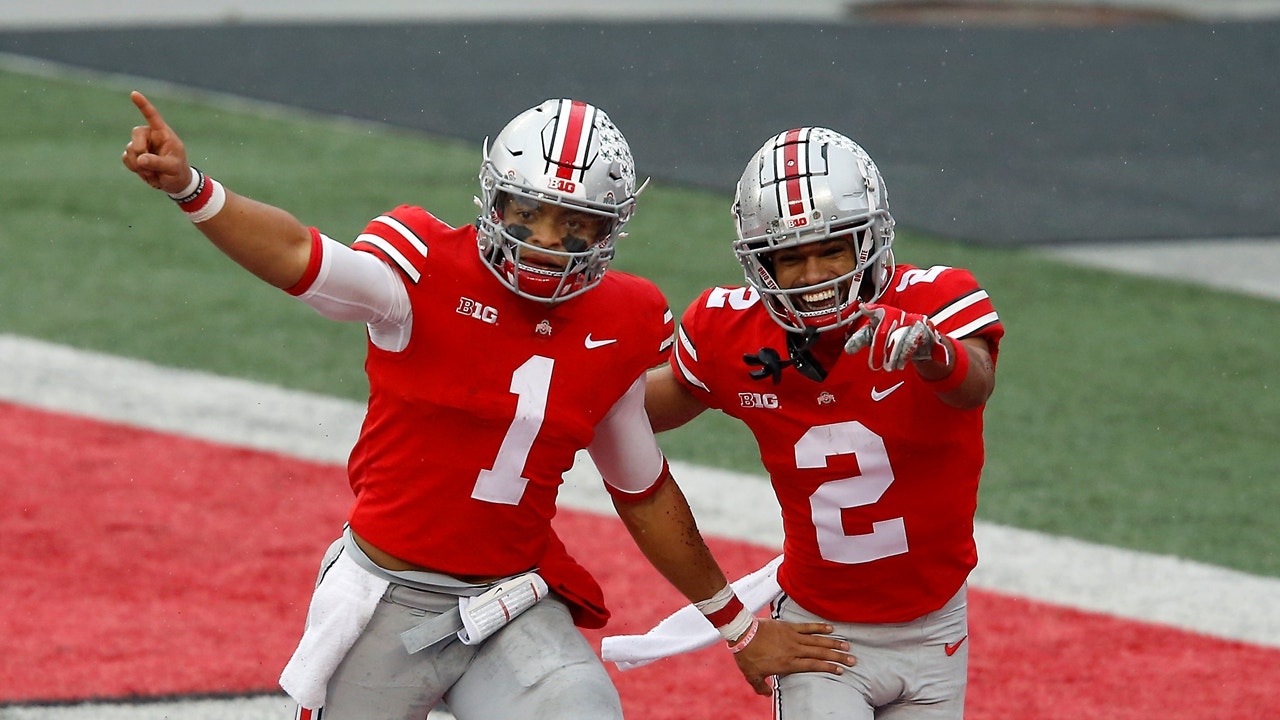Justin Fields leaps into end zone for touchdown, Ohio State takes 28-7 lead on Indiana