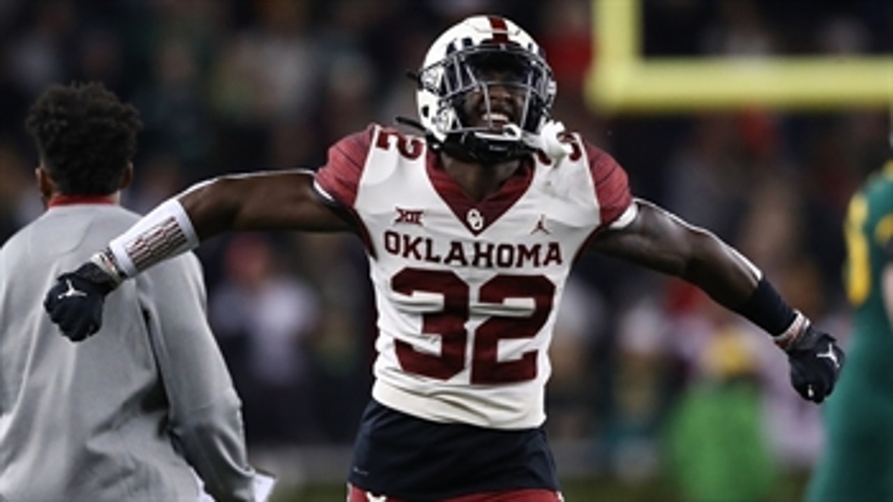 No. 10 Oklahoma pulls off biggest comeback in program history, stays alive in playoff hunt