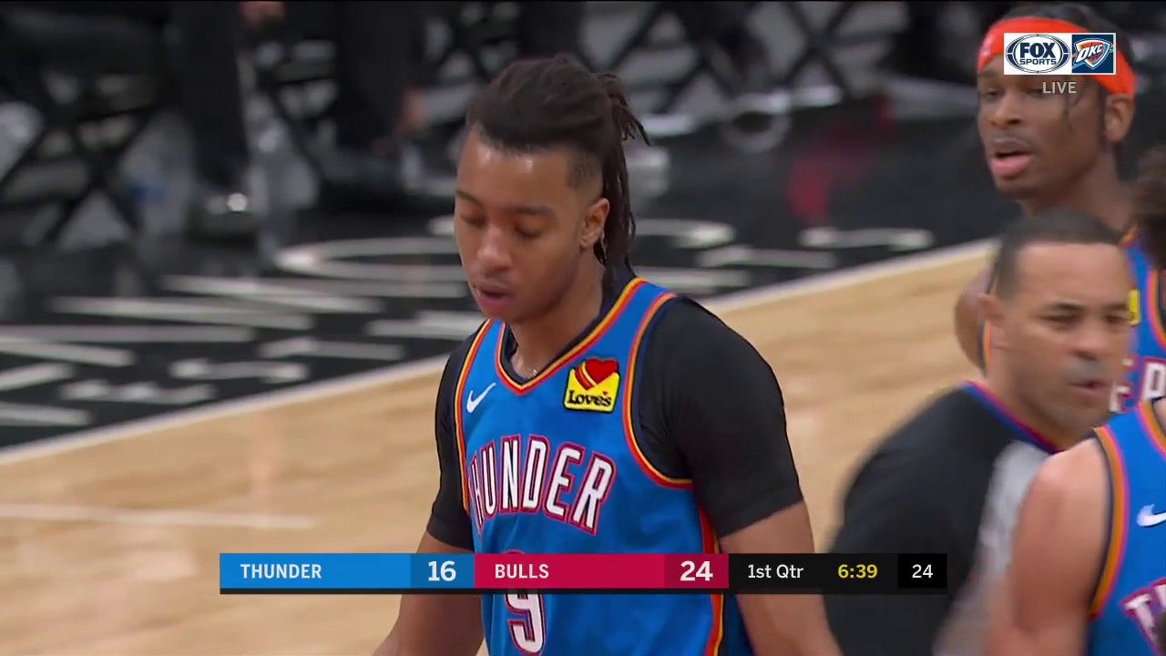 HIGHLIGHTS: Moses Brown Slams it Home