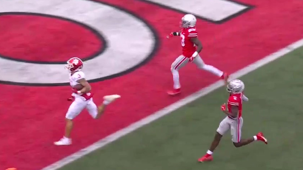 Ty Fryfogle explodes up field for TD, narrows gap with Ohio State 35-14