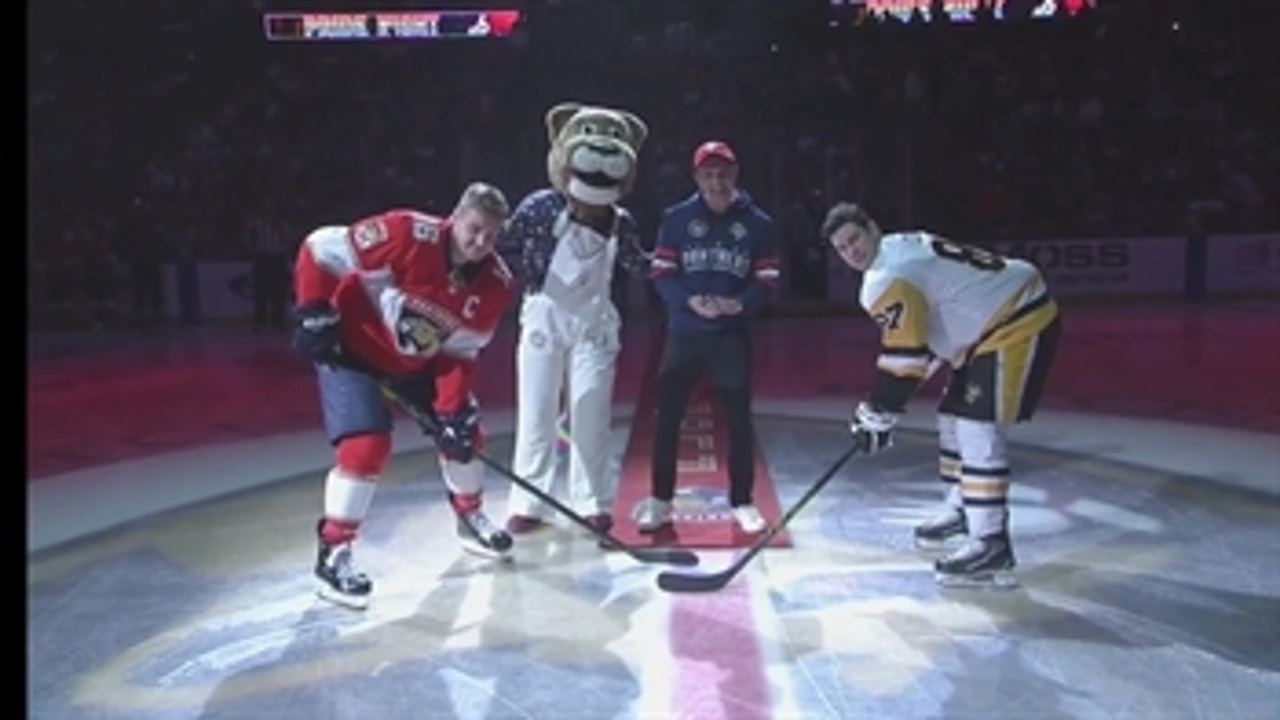 Barkov, Crosby, Ft. Lauderdale Mayor Trantalis link up for ceremonial puck drop on Pride Night