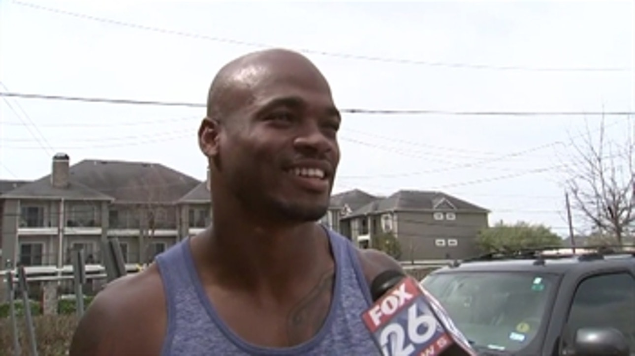 This local reporter had no idea he was interviewing Adrian Peterson