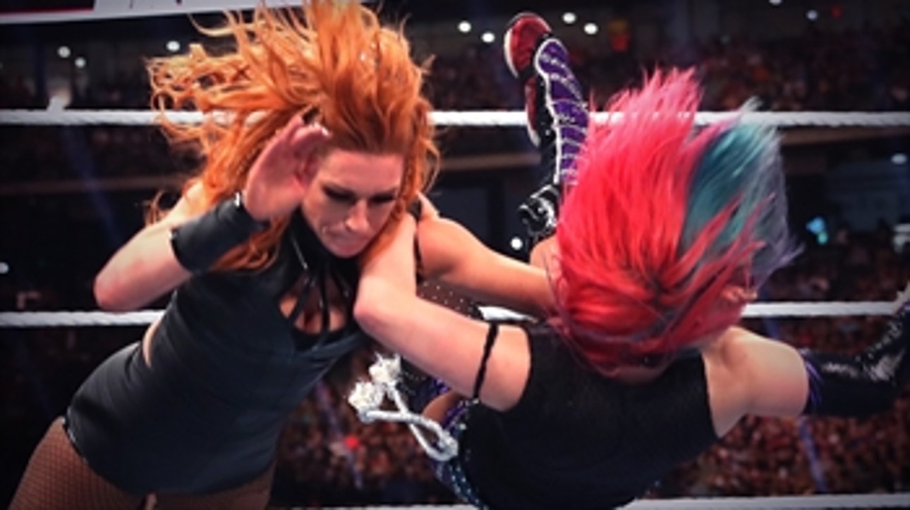 Becky Lynch brutally slams Asuka off the apron: Royal Rumble 2020 (WWE Network Exclusive)