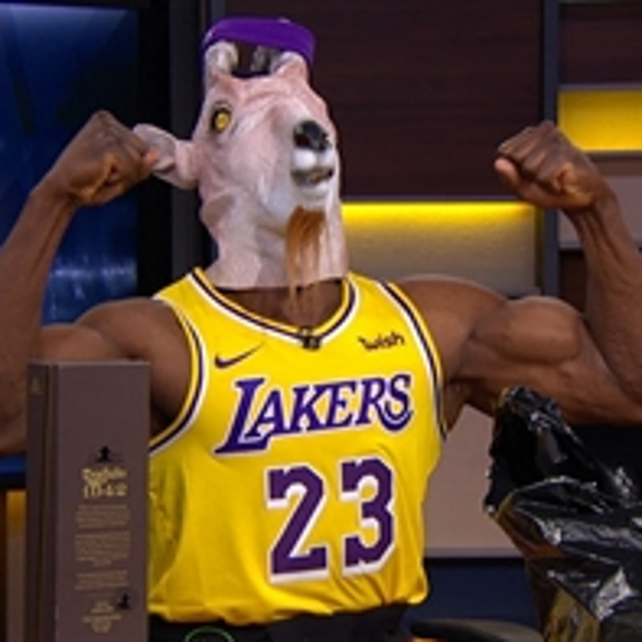Shannon sharpe on lakers hotsell