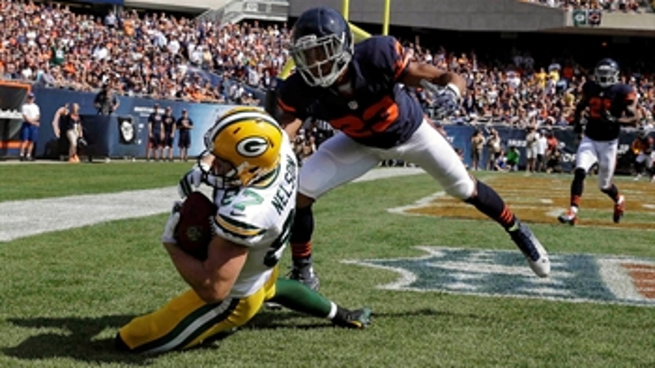 Packers pound Bears behind Rodgers' 4 TDs