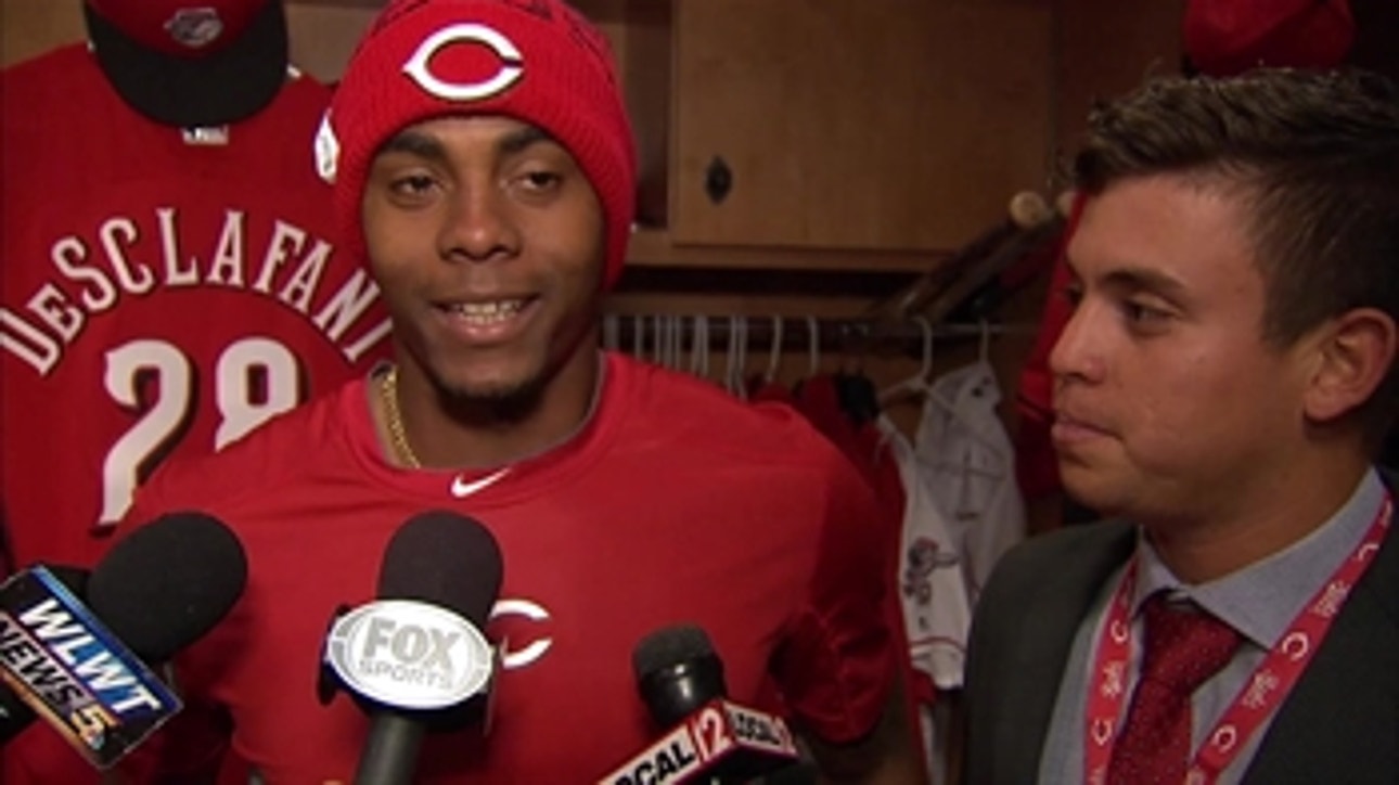 Reds' Iglesias unfazed by the cold in Opening Day start