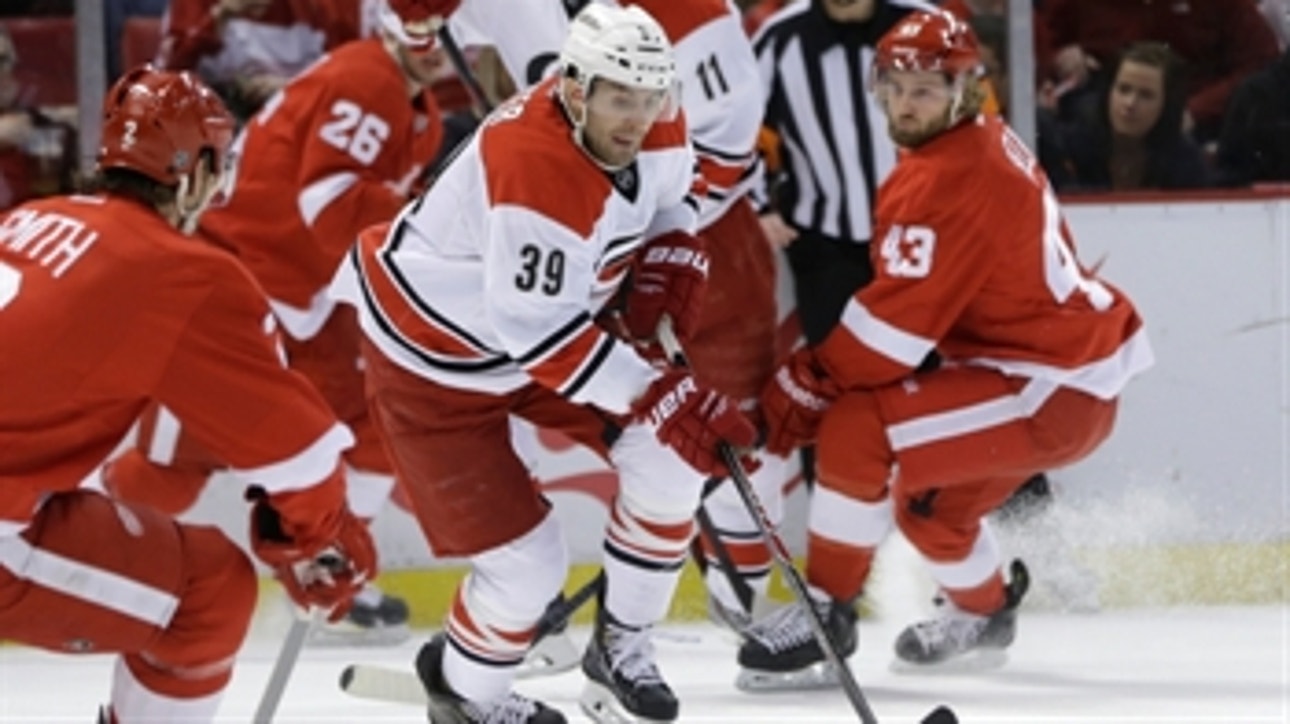 Hurricanes edge out Red Wings