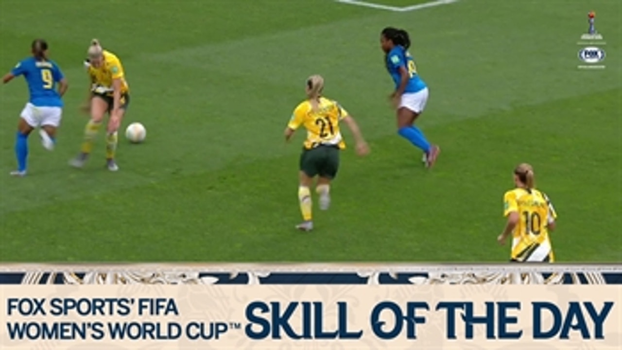 Skill of the Day: DOUBLE NUTMEG from Brazil's Debinha and Cristiane