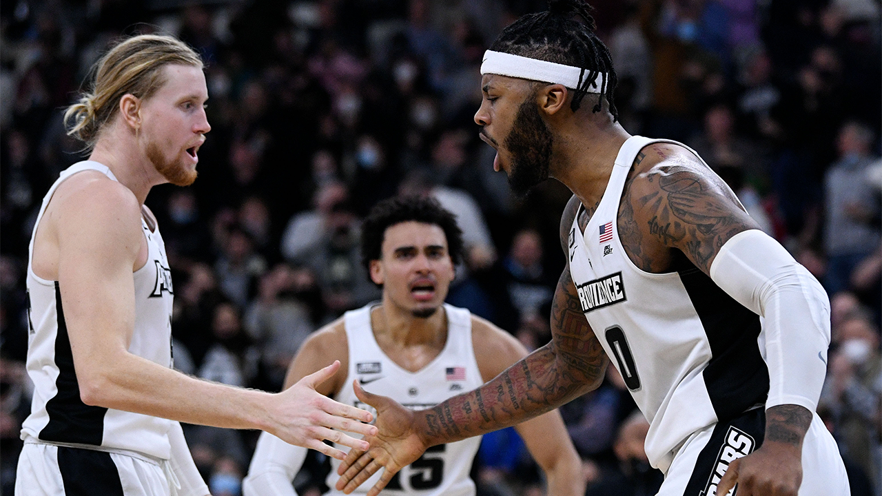No. 17 Providence secures the win in a back and forth battle with No. 22 Marquette