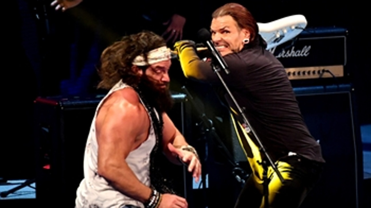 Jeff Hardy crashes Elias’ concert: Raw, Oct. 19, 2020
