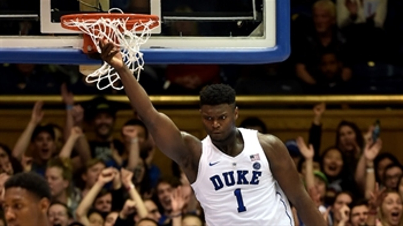 Zion Williamson throws down one-handed dunk in Duke's win over Yale