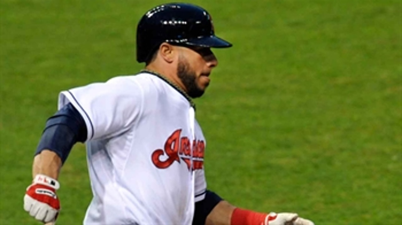 Aviles walk-off leads Indians past Twins