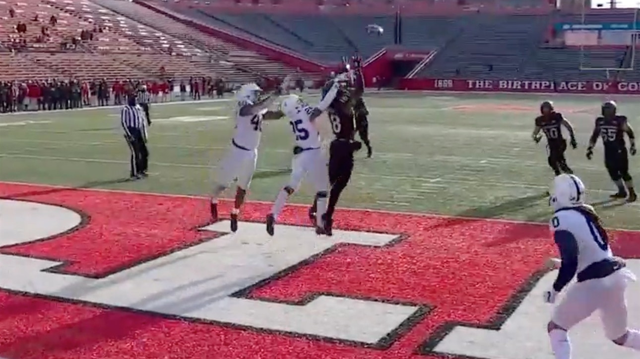 Christian Izien picks off Penn State, Rutgers scores their first points of the game, 20-7