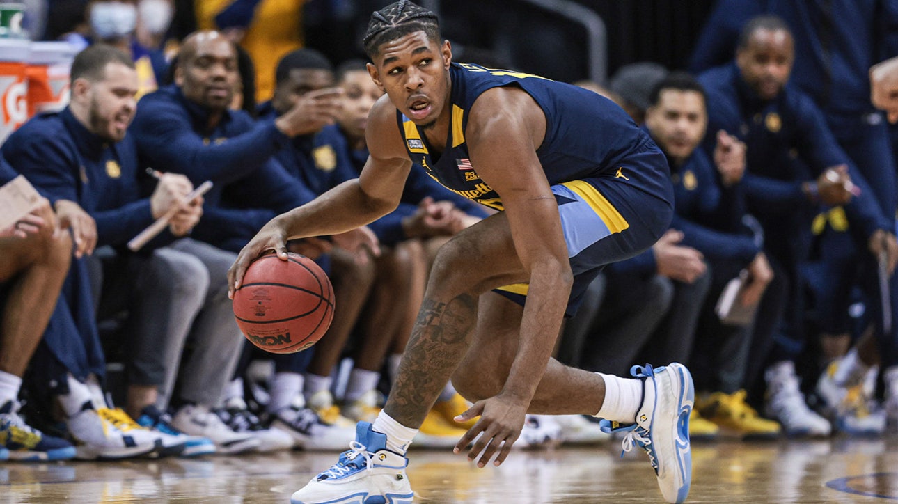 Justin Lewis leads fast break charge, takes FLIGHT on coast-to-coast dunk