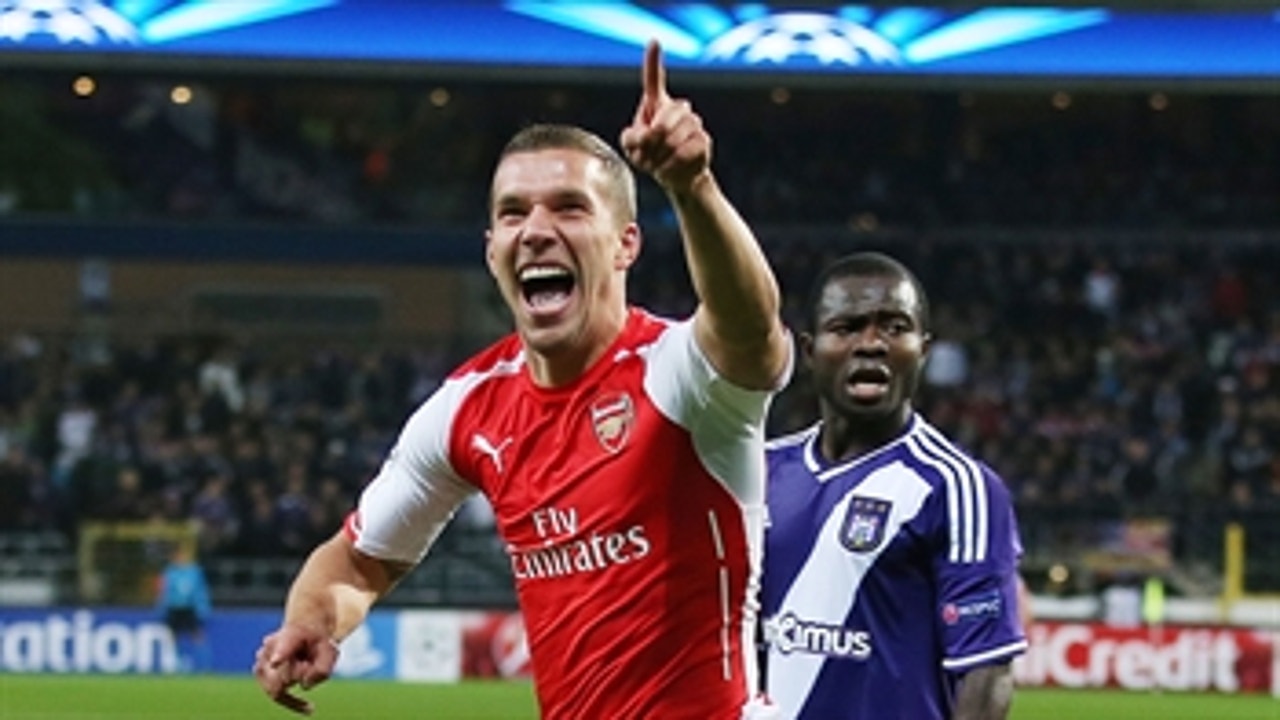 Podolski scores last-minute winner for Arsenal