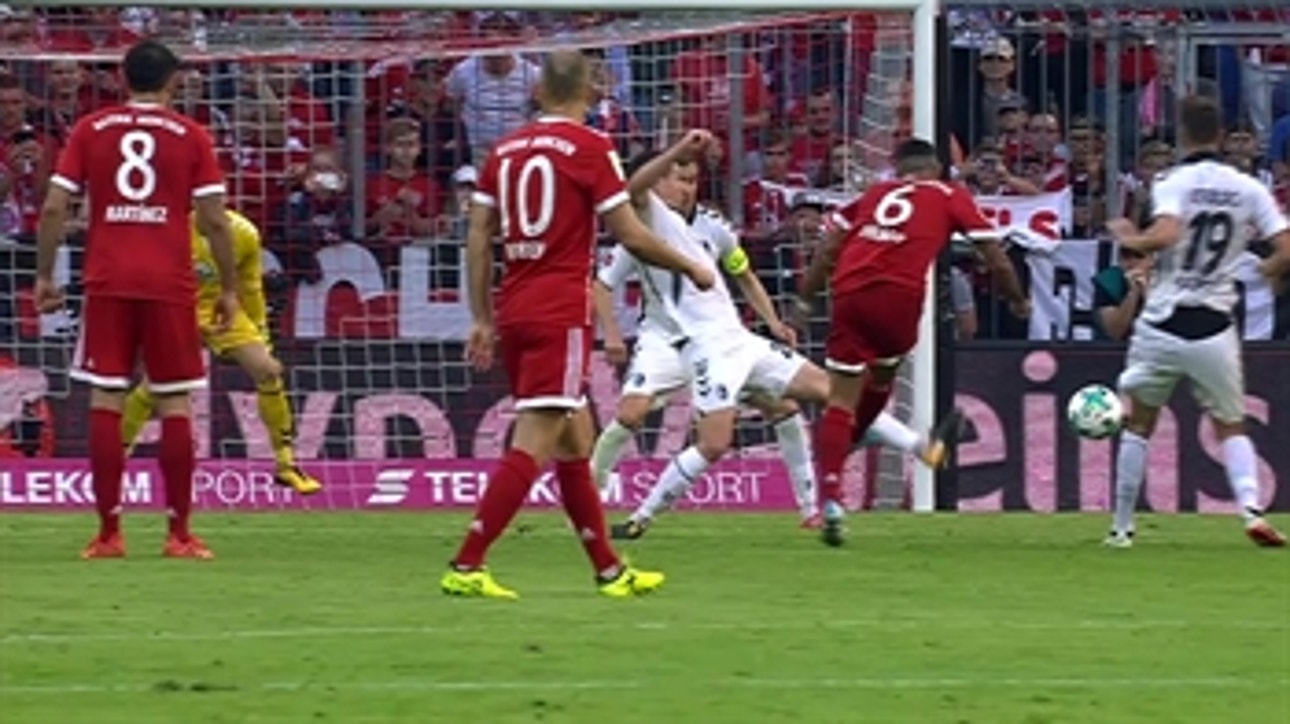 Bayern Munich vs. SC Freiburg | 2017-18 Bundesliga Highlights