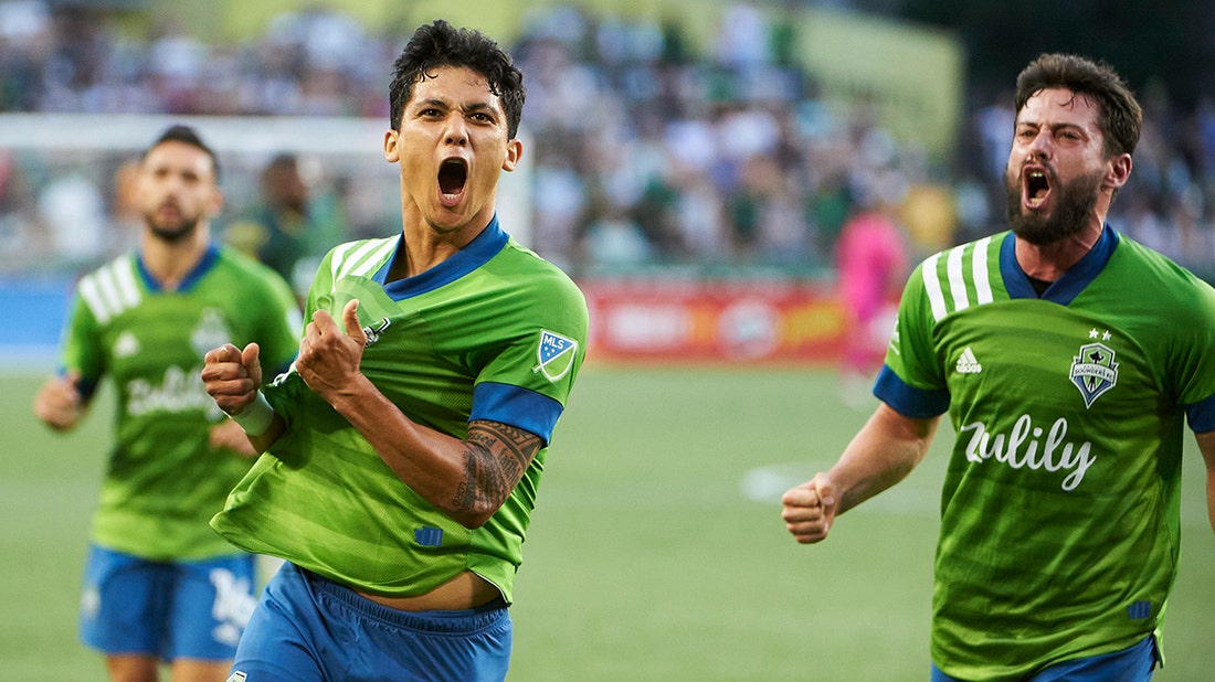 Sounders earn historic 6-2 victory in Portland against rival Timbers