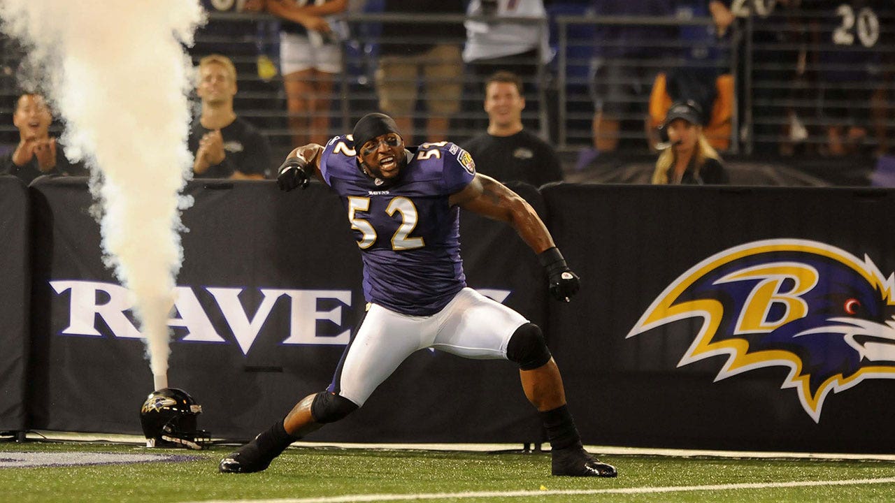 Super Bowl Watch Party: Ray Lewis explains the origins of his wild on-field dance