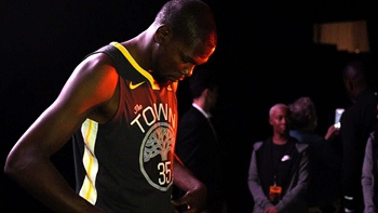 Kevin Durant created a fake Twitter account to argue with strangers online - Nick and Cris react