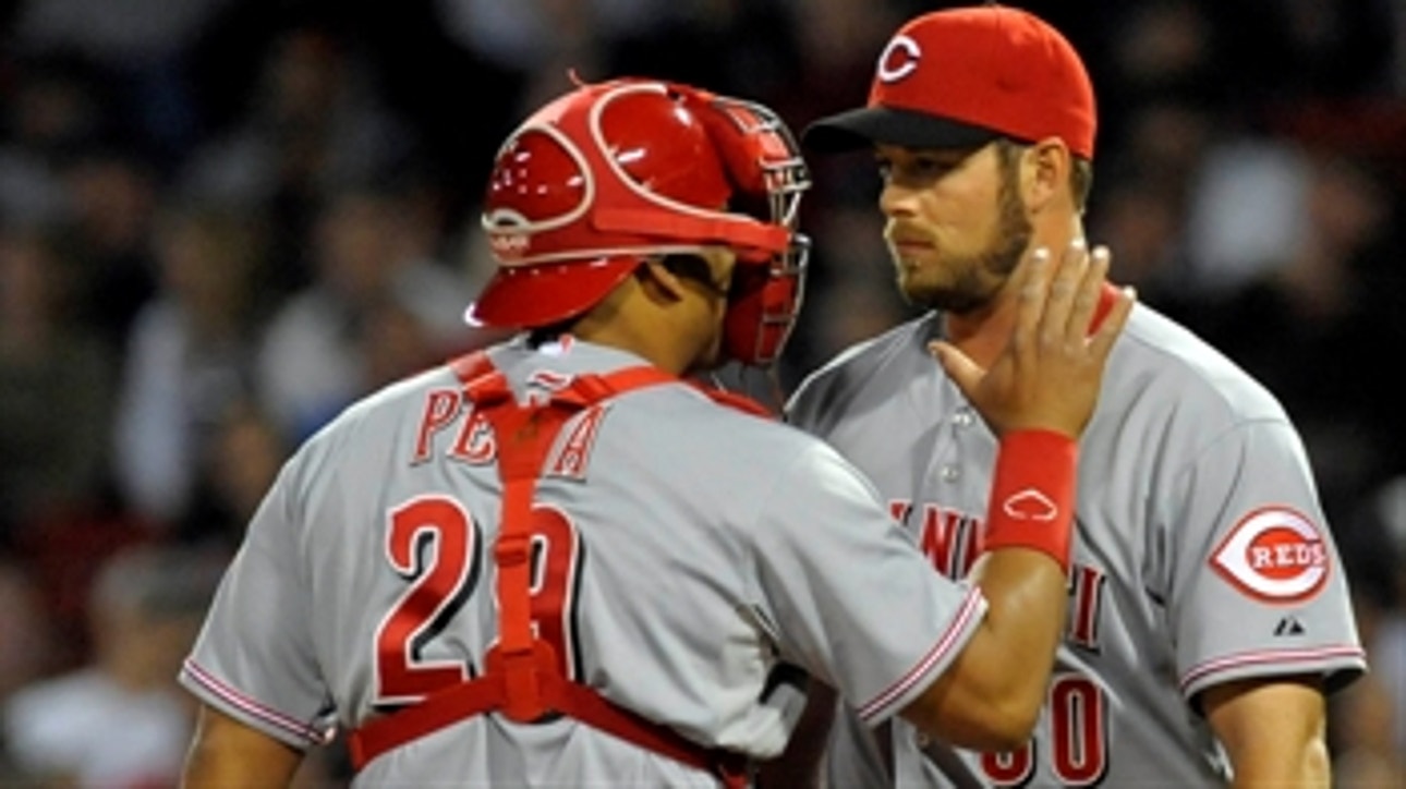 Reds give up late runs, lose to Red Sox