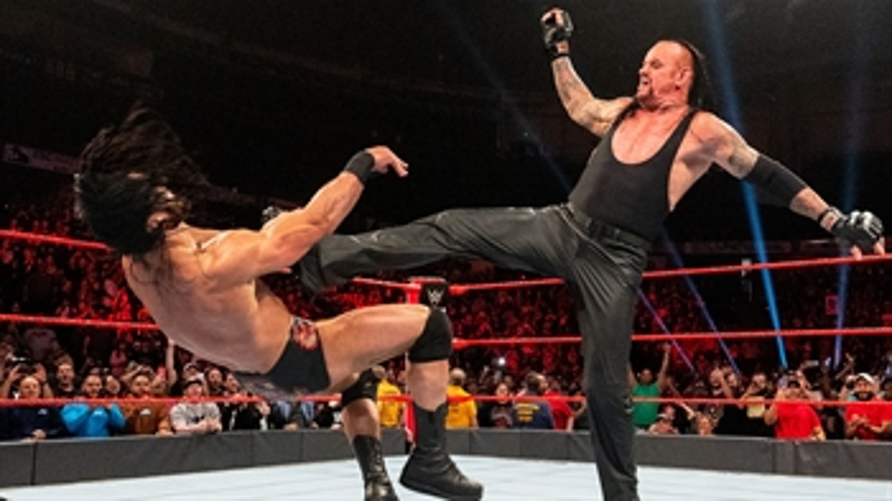 Roman Reigns vs. Shane McMahon & Drew McIntyre - Handicap Match: Raw, June 24, 2019 (Full Match)