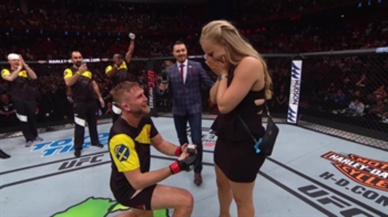 Alexander Gustafsson proposes to girlfriend after his KO win over Glover Teixeira ' UFC FIGHT NIGHT