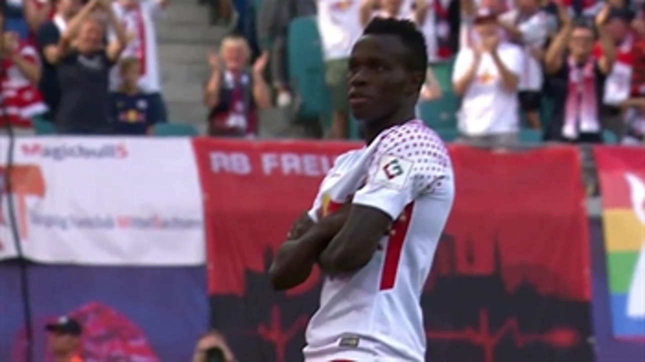 Bruma scores with excellent finish for RB Leipzig vs. SC Freiburg ' 2017-18 Bundesliga Highlights