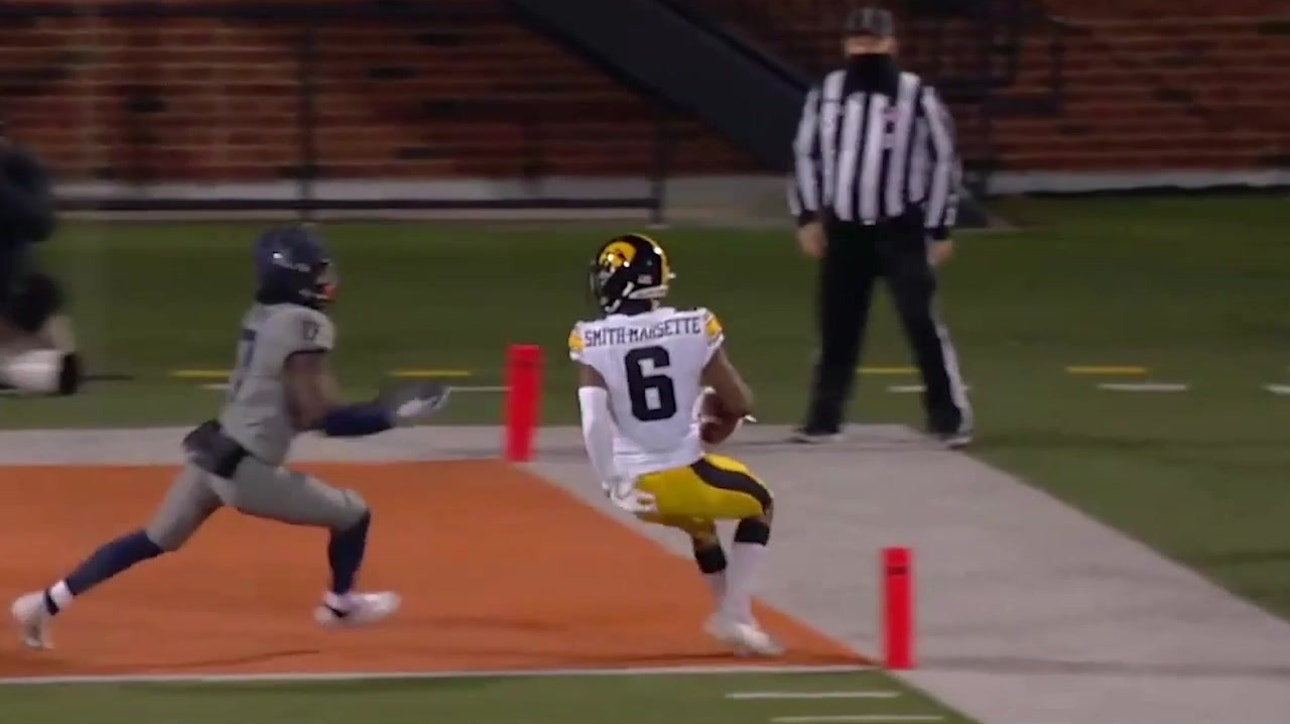 Ihmir Smith-Marsette's touchdown gives Iowa the lead over Illinois, 21-14