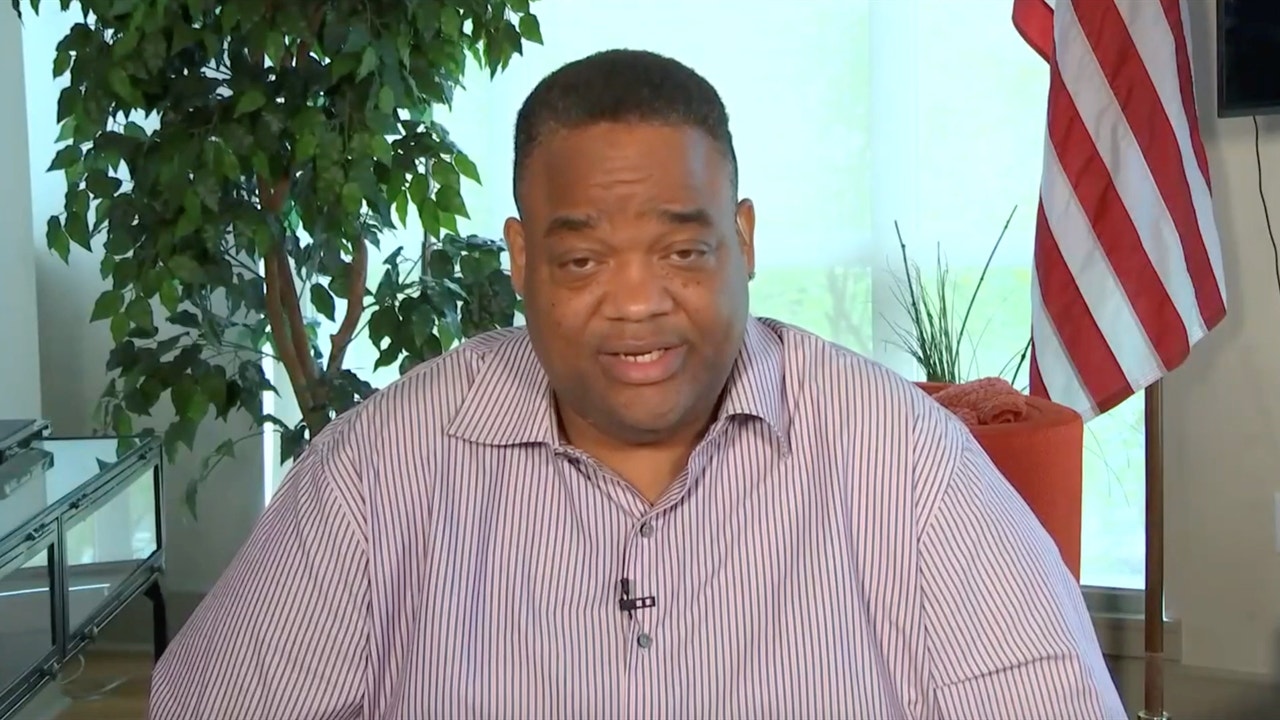 Jason Whitlock: MLB players are risking their health, they deserve more from the owners