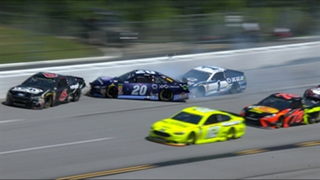 Jamie McMurray turns Erik Jones setting off multi-car wreck | 2018 TALLADEGA | FOX NASCAR